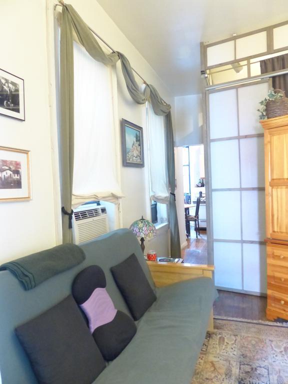 East Village Homestay New York Buitenkant foto